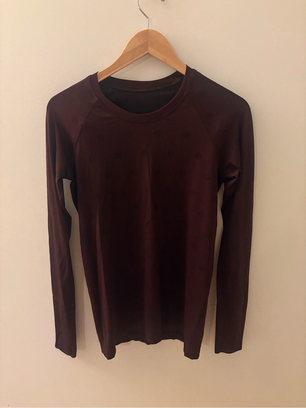 lululemon athletica Long Sleeve Top - Deep Brown